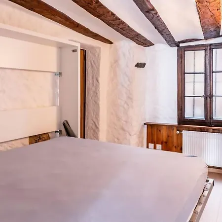 Appartement - Joli No 4 Au Centre De La Vielle Ville